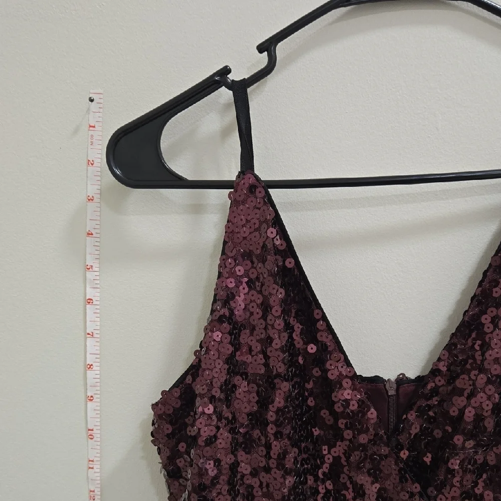 VENUS Burgundy and Gold Sequin Mini Dress **NWOT** - Picture 6 of 15